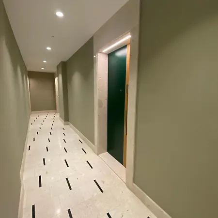 Green Leaf Apartment *
